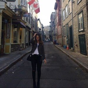 Meet your Posher, Lacey